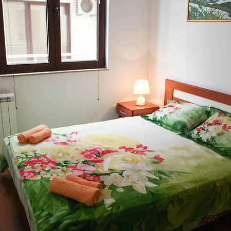 Marina-kam Apartment